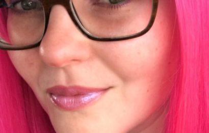 Sweet about me – GlowyGirl Nicki